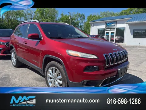Red 2016 Jeep Cherokee Limited for sale in Blue Springs, MO