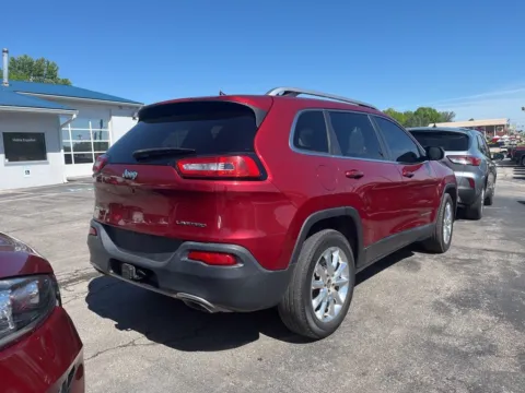 Photos of 2016 Jeep Cherokee Limited for sale in Blue Springs, MO at MAG Auto - Munsterman Automotive Group