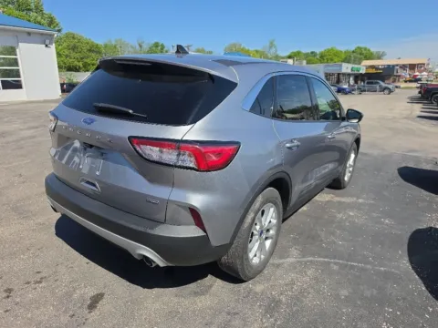 More photos of 2021 Ford Escape Hybrid SE at MAG Auto - Munsterman Automotive Group, MO
