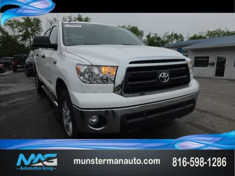 White 2012 Toyota Tundra Grade for sale in Blue Springs, MO
