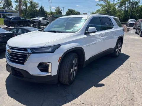 Photos of 2022 Chevrolet Traverse LT Leather for sale in Blue Springs, MO at MAG Auto - Munsterman Automotive Group