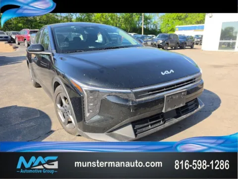 Black 2025 Kia K4 LXS for sale in Blue Springs, MO