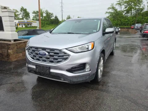 Photos of 2022 Ford Edge Titanium for sale in Blue Springs, MO at MAG Auto - Munsterman Automotive Group