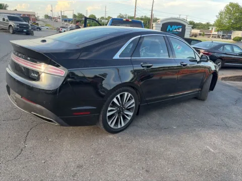 Photos of 2018 Lincoln MKZ Hybrid Reserve for sale in Blue Springs, MO at MAG Auto - Munsterman Automotive Group