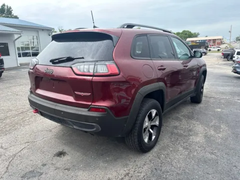 Another view of 2019 Jeep Cherokee Trailhawk for sale in Blue Springs, MO at MAG Auto - Munsterman Automotive Group