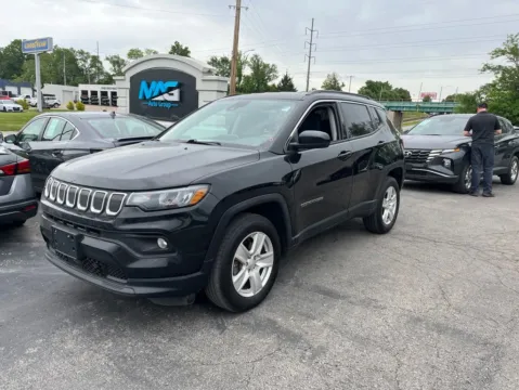 Photos of 2022 Jeep Compass Latitude for sale in Blue Springs, MO at MAG Auto - Munsterman Automotive Group