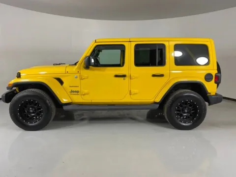 More photos of 2019 Jeep Wrangler Unlimited Sahara at MAG Auto - Munsterman Automotive Group, MO