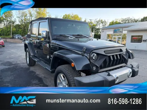 Black 2015 Jeep Wrangler Unlimited Sahara for sale in Blue Springs, MO