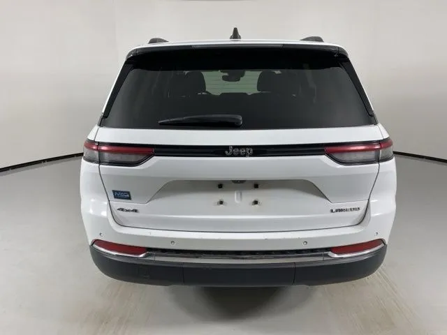 Jeep Grand Cherokee photo 6