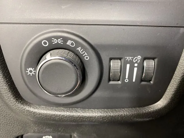 Jeep Grand Cherokee photo 28