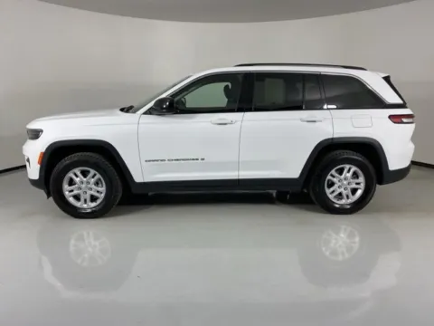 More photos of 2024 Jeep Grand Cherokee Laredo at MAG Auto - Munsterman Automotive Group, MO
