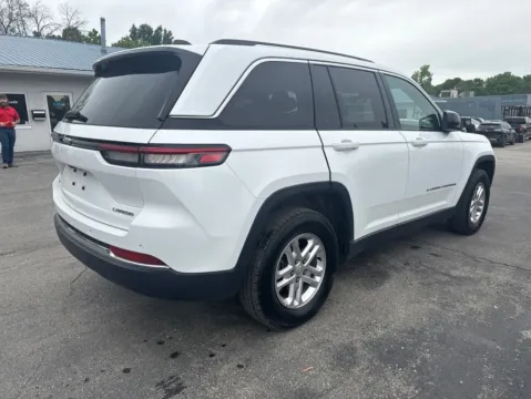 More photos of 2024 Jeep Grand Cherokee Laredo at MAG Auto - Munsterman Automotive Group, MO