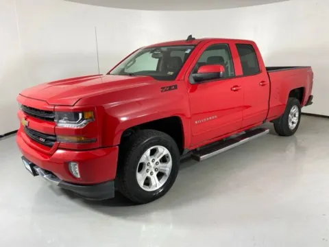 Another view of 2017 Chevrolet Silverado 1500 LT for sale in Blue Springs, MO at MAG Auto - Munsterman Automotive Group