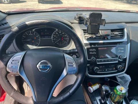 More photos of 2018 Nissan Altima 2.5 SL at MAG Auto - Munsterman Automotive Group, MO