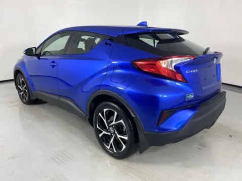 More photos of 2022 Toyota C-HR XLE at MAG Auto - Munsterman Automotive Group, MO