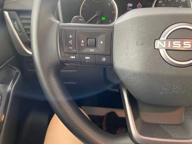 Nissan Rogue photo 26