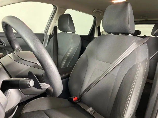 Nissan Rogue photo 17