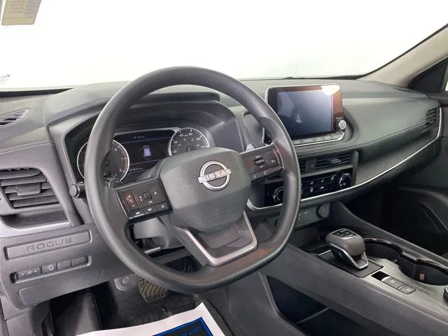 Nissan Rogue photo 12