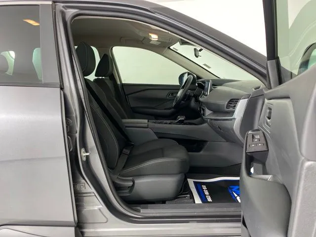Nissan Rogue photo 37