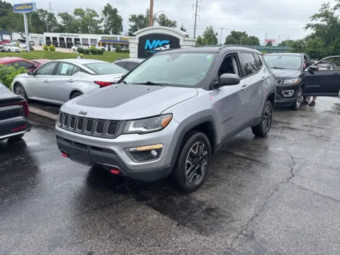 Photos of 2018 Jeep Compass Trailhawk for sale in Blue Springs, MO at MAG Auto - Munsterman Automotive Group