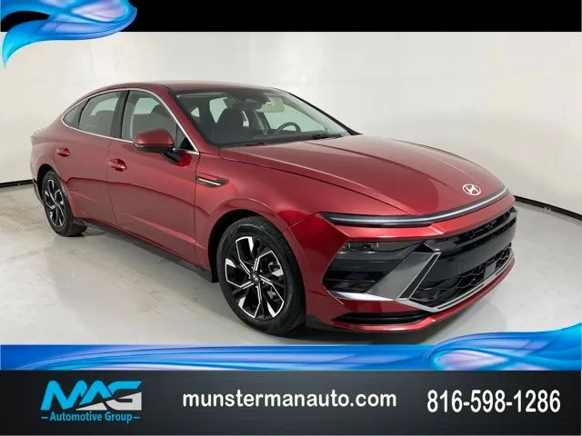 Red 2024 Hyundai Sonata SEL for sale in Blue Springs, MO