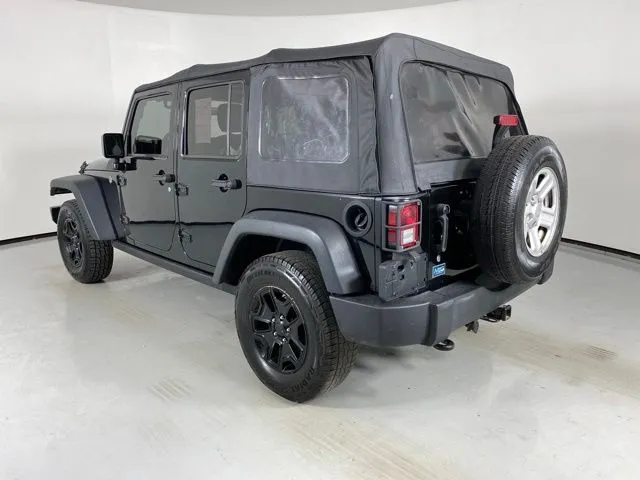 Jeep Wrangler photo 5