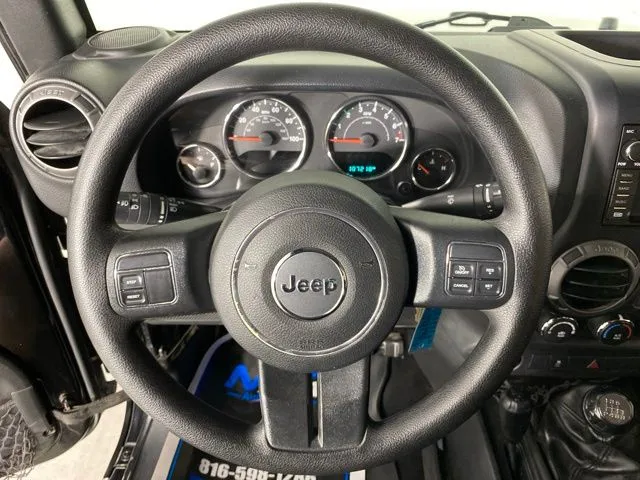 Jeep Wrangler photo 26