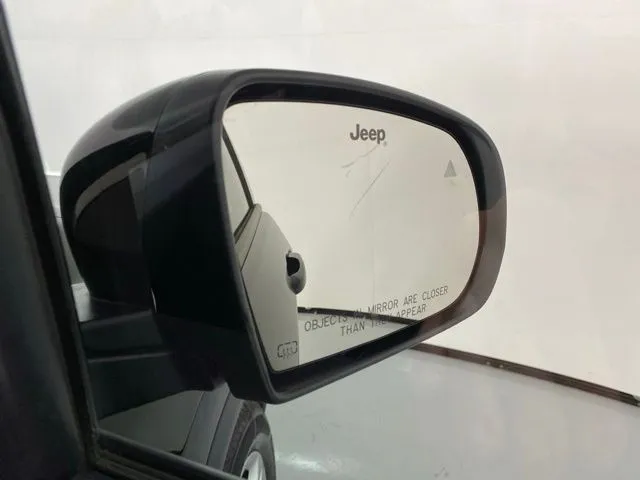 Jeep Compass photo 9