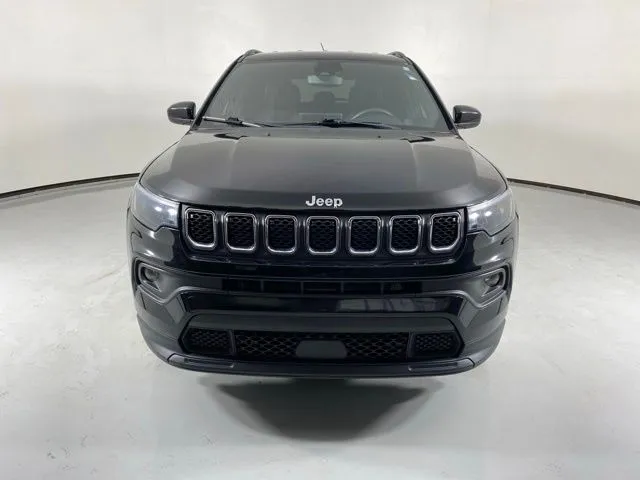 Jeep Compass photo 2