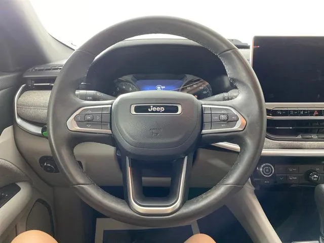 Jeep Compass photo 30