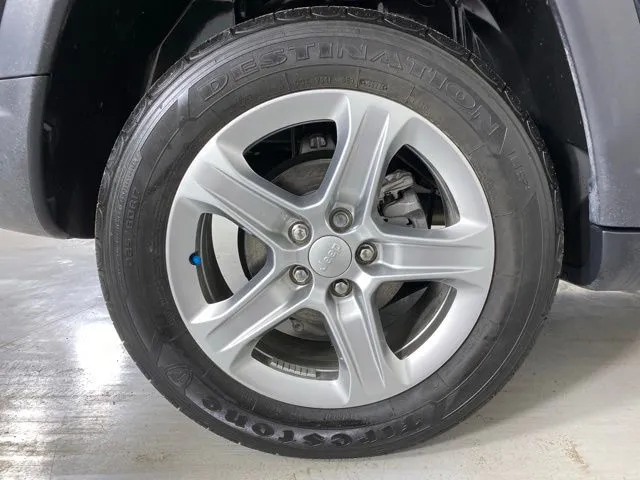Jeep Compass photo 11