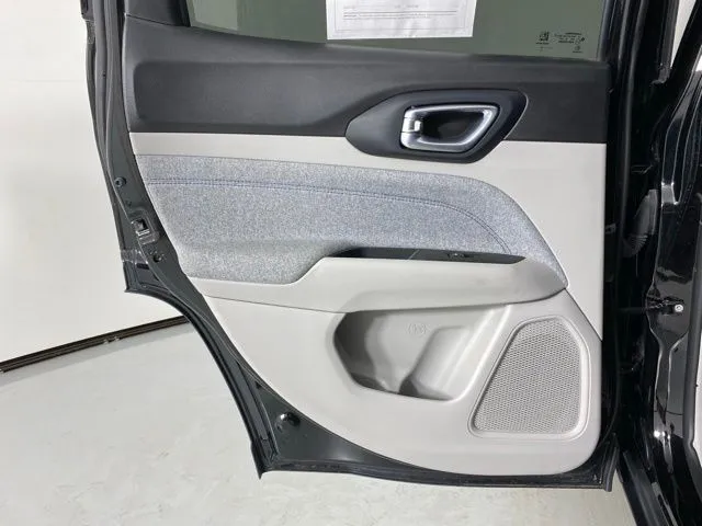 Jeep Compass photo 33
