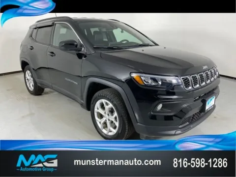 Black 2024 Jeep Compass Latitude for sale in Blue Springs, MO