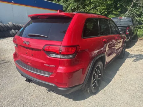 More photos of 2021 Jeep Grand Cherokee Trailhawk at MAG Auto - Munsterman Automotive Group, MO