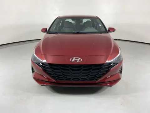 Photos of 2023 Hyundai Elantra SEL for sale in Blue Springs, MO at MAG Auto - Munsterman Automotive Group