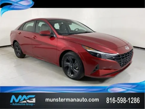 Red 2023 Hyundai Elantra SEL for sale in Blue Springs, MO