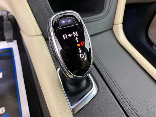 Cadillac XT5 photo 26