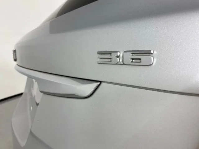 Cadillac XT5 photo 42