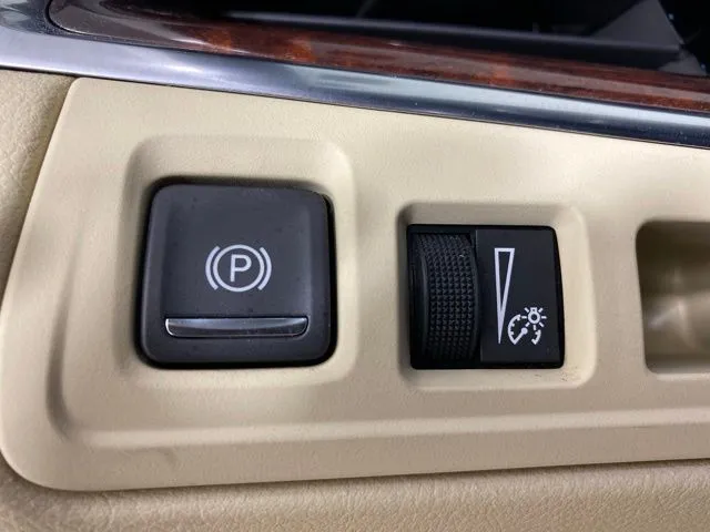 Cadillac XT5 photo 29