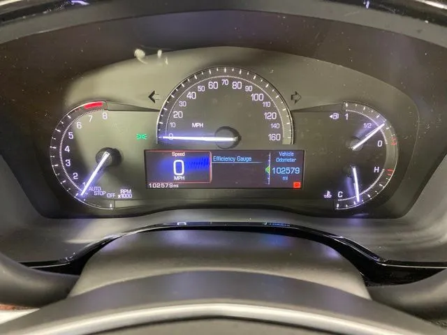 Cadillac XT5 photo 33