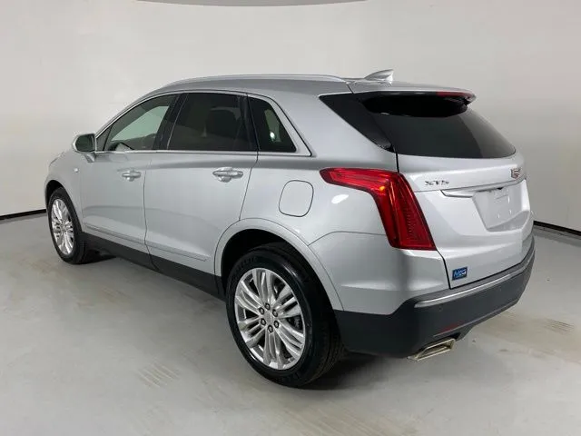 Cadillac XT5 photo 5