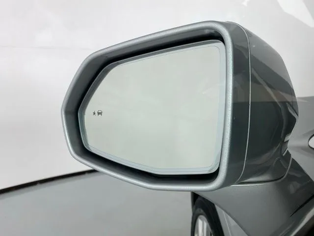 Cadillac XT5 photo 9