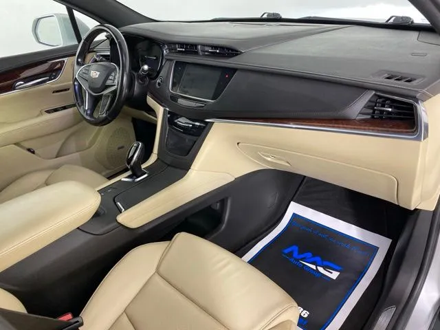 Cadillac XT5 photo 46