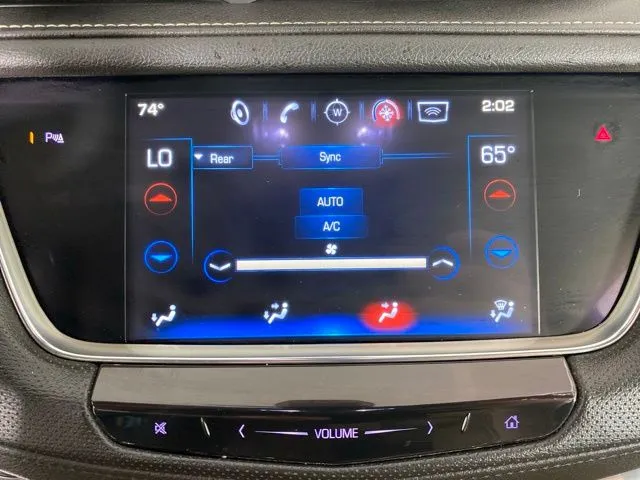 Cadillac XT5 photo 24