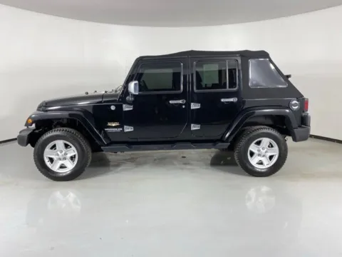 More photos of 2015 Jeep Wrangler Unlimited Sahara at MAG Auto - Munsterman Automotive Group, MO