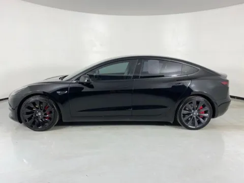 More photos of 2018 Tesla Model 3 Long Range at MAG Auto - Munsterman Automotive Group, MO