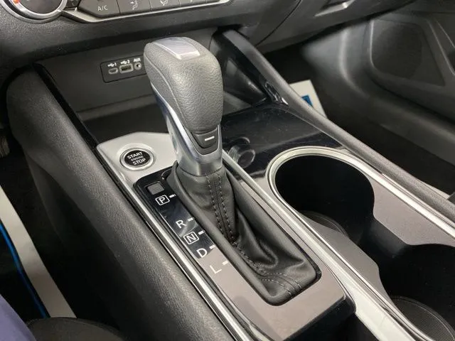 Nissan Altima photo 22