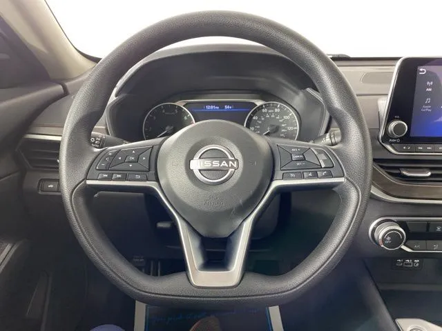 Nissan Altima photo 29
