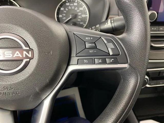 Nissan Altima photo 26