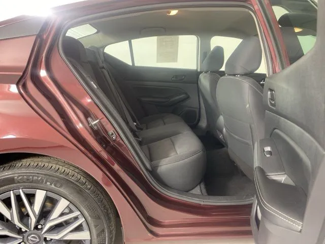 Nissan Altima photo 38